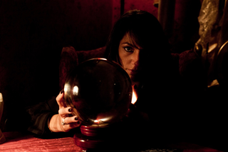 Illustration for article titled Real Psychics Only Feed Real Reading